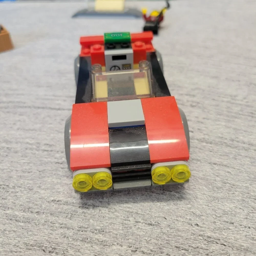 LEGO City 60242 Police Highway Arrest